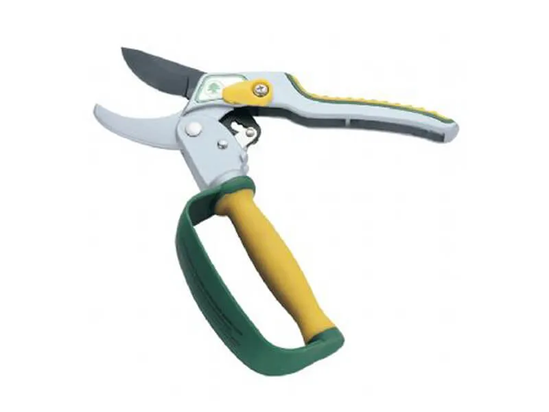 Auto Rotating Ratchet Pruner