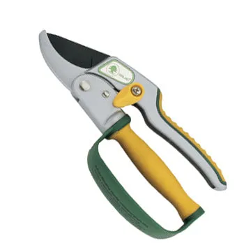 Auto Rotating Ratchet Pruner