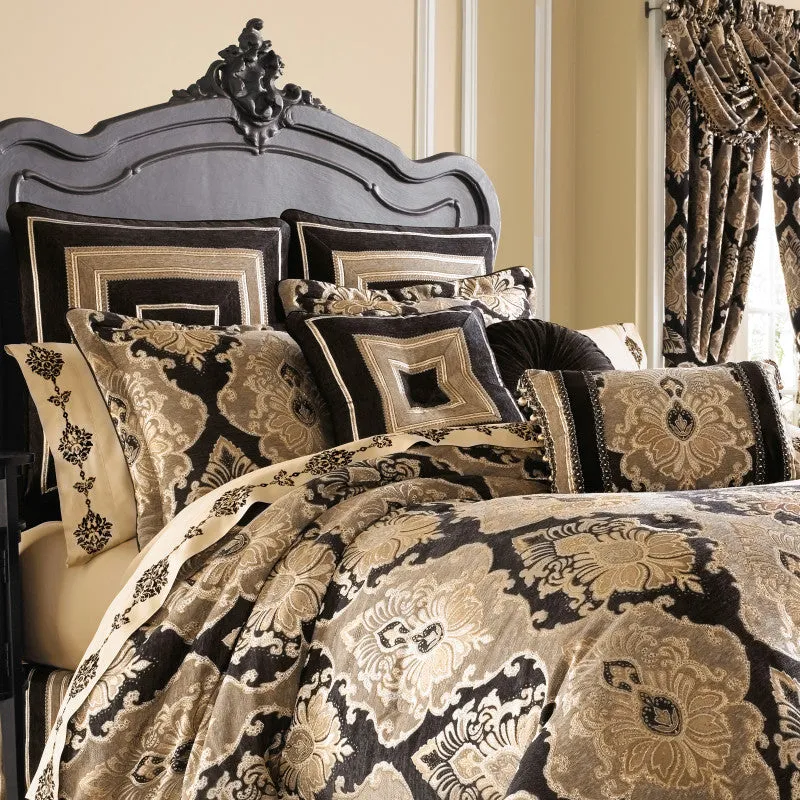 Bradshaw Comforter Set