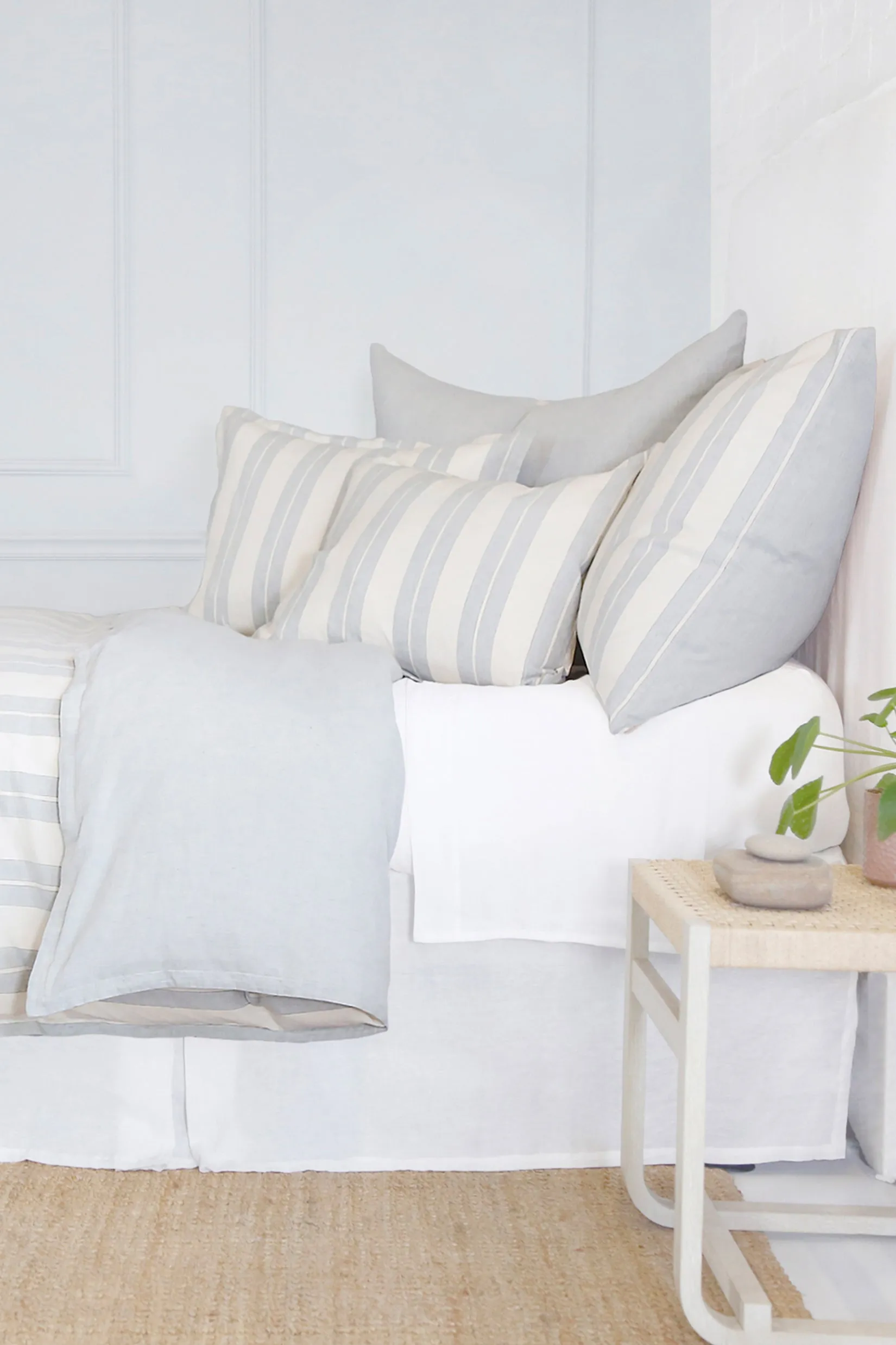 Carter - Ivory/Denim - King Duvet