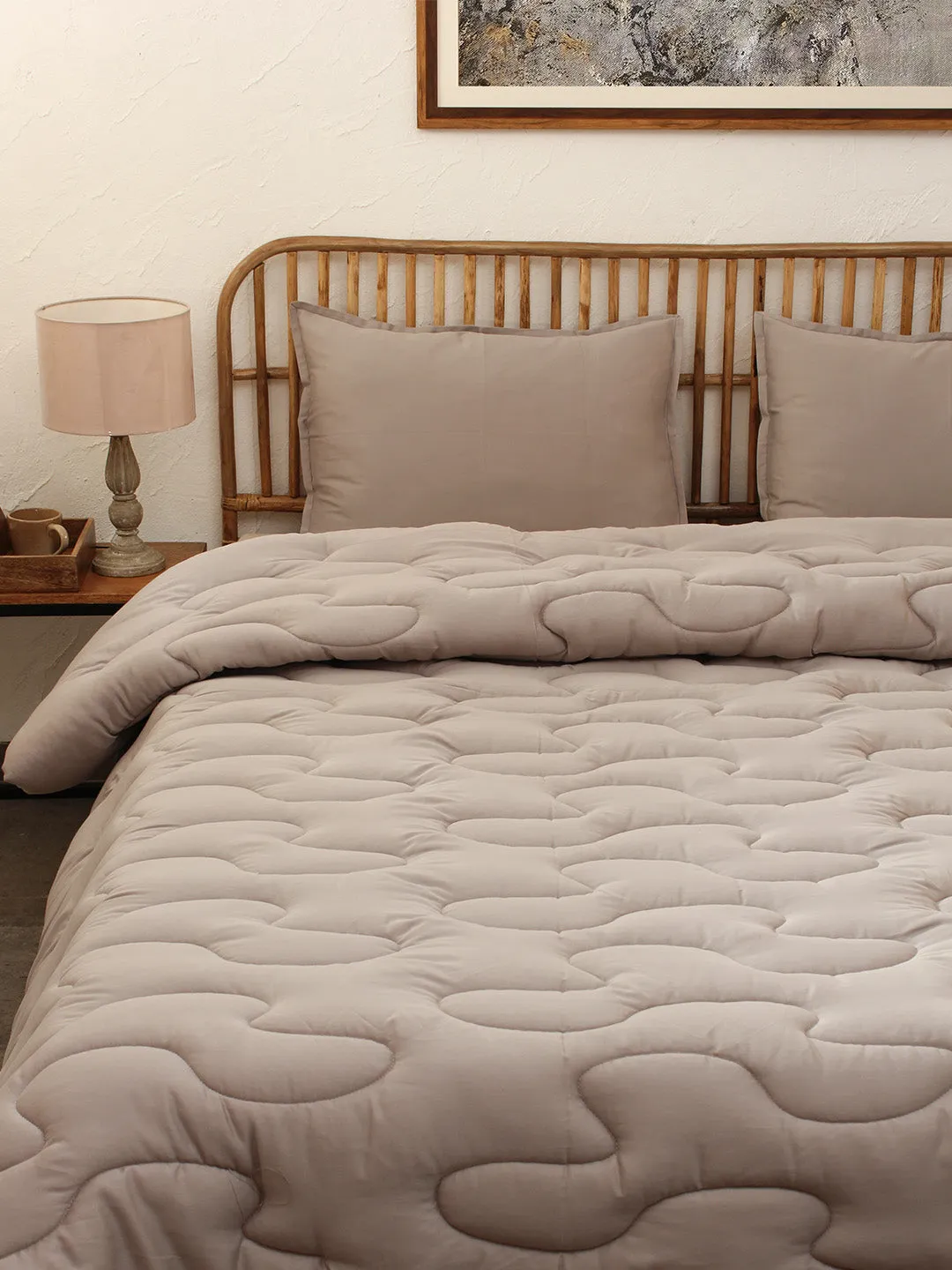 Dhanesh Grey Comforter