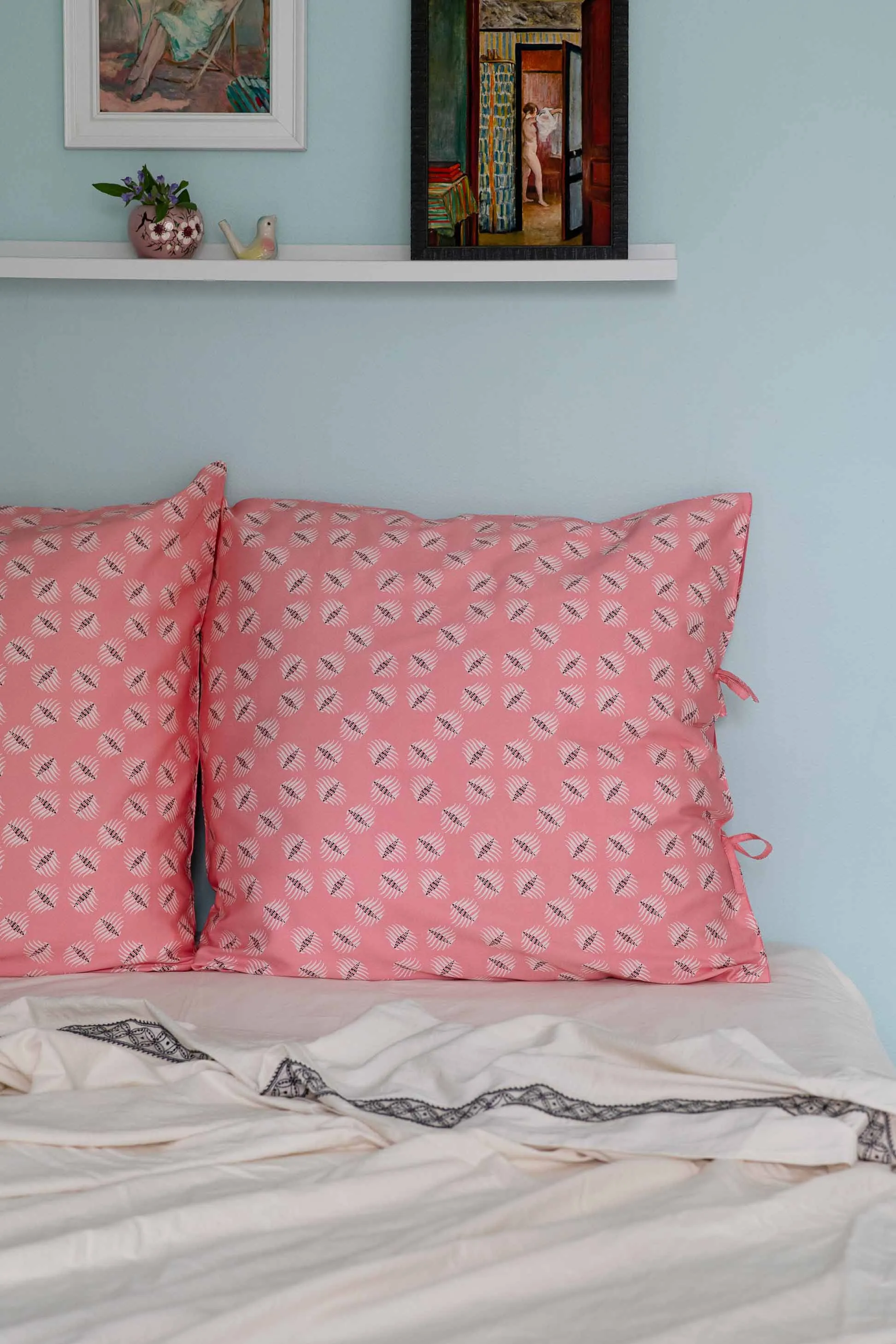 Flutter euro pillowcase