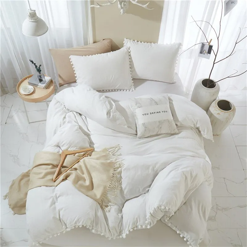 Furball Tassel Duvet Cover Set