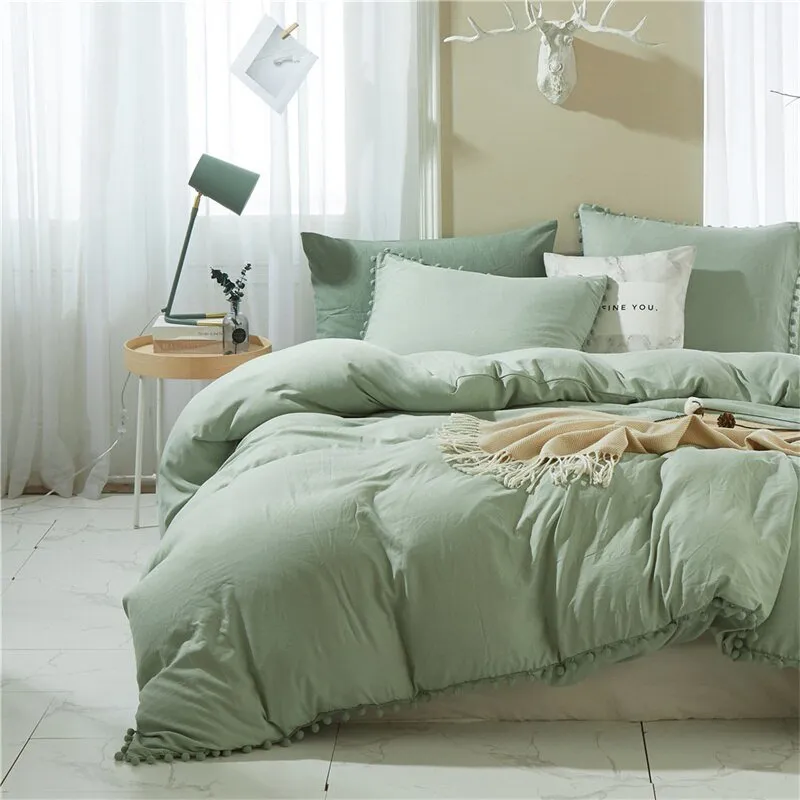 Furball Tassel Duvet Cover Set