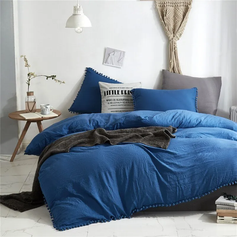 Furball Tassel Duvet Cover Set