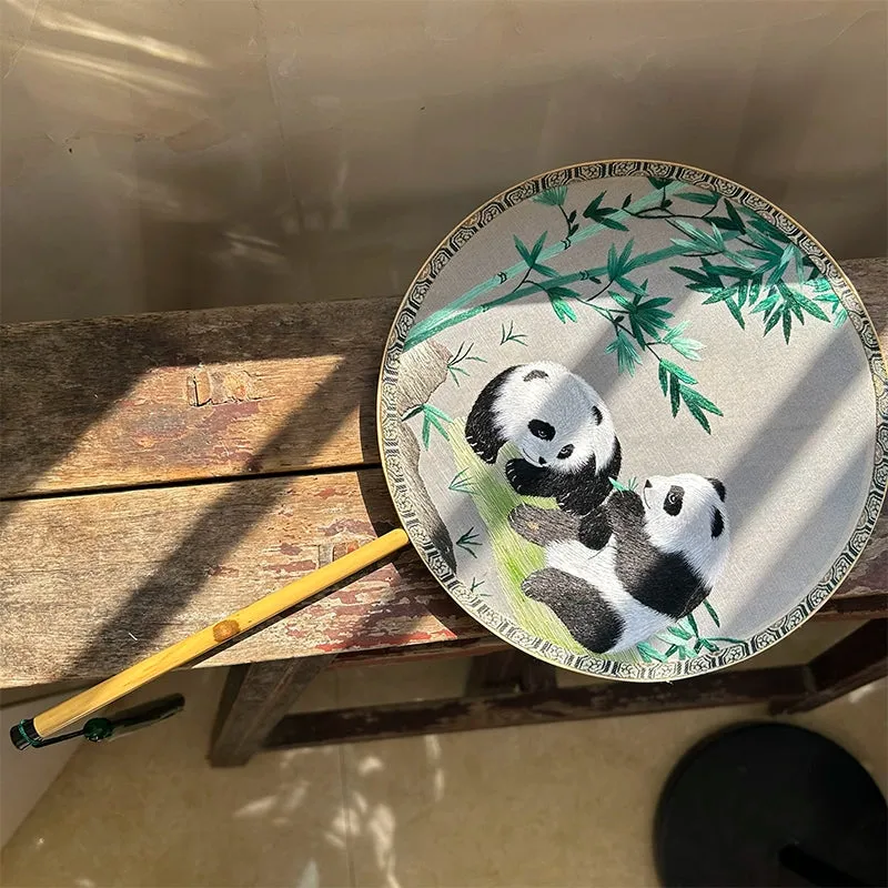 Huayuan Jingse 花园景色 Garden Scenes Embroidered Silk Tuanshan Round Fans