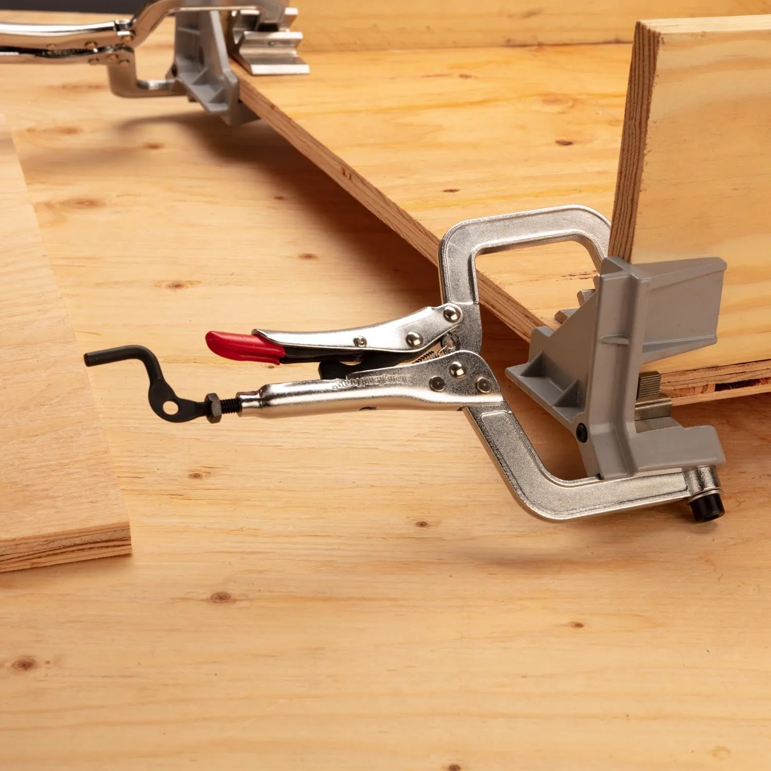 JointMaster™ Corner Clamping, for woodworking