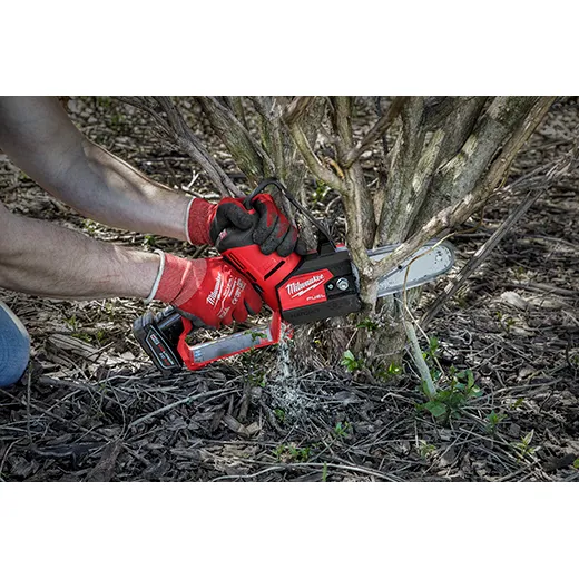 Milwaukee 2527-21 M12 FUEL HATCHET 6" Pruning Saw Kit