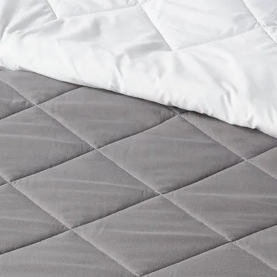 Room Essentials 5-Piece/Flannel Comforter Set Diamond Quilted