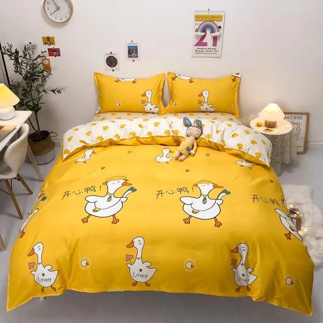 Sora the Swan Yellow & White Bedding Set