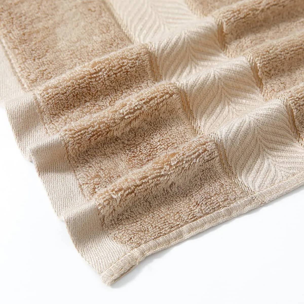 The Better Home Bamboo Bath Towel for Men & Women | 450GSM Bamboo Towel | Ultra Soft, Hyper Absorbent & Anti Odour Bathing Towel | 27x54 inches (Pack of 1, Beige)