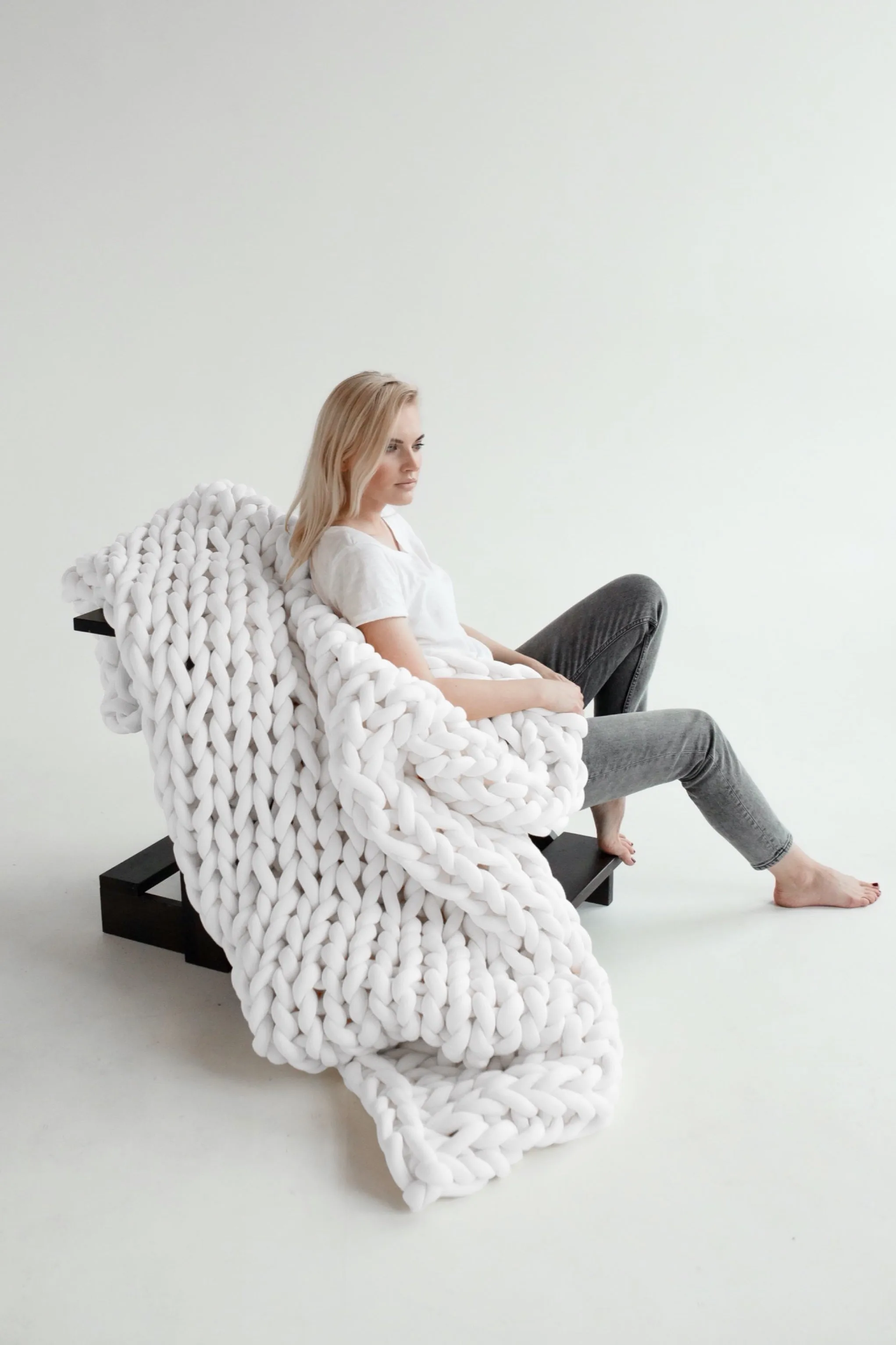 Tube yarn blanket, medium throw blanket 40”x60” (100x150 cm)